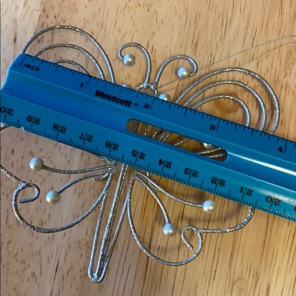 Decor - Picture 6 of 6